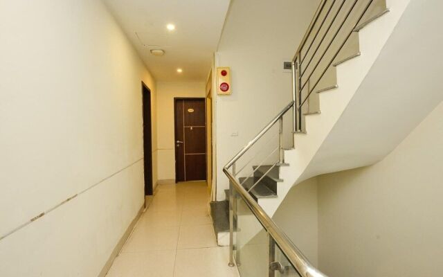OYO 1095 Ha Noi Vang Hotel
