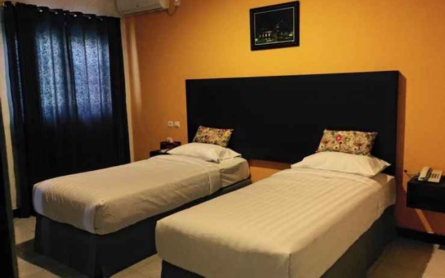 Hotel Kara – Guest Rooms – Sumbawa Besar
