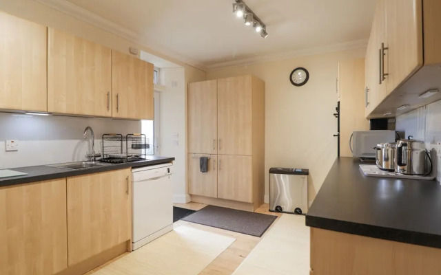 16 Fairfield Road
