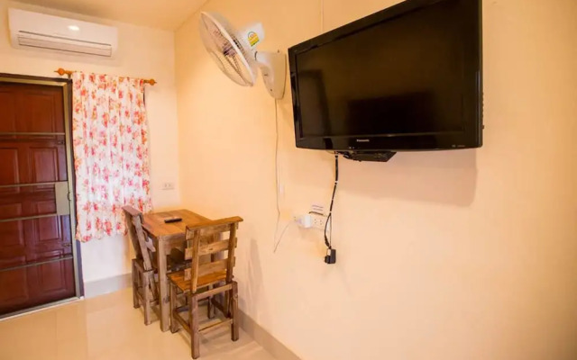Suriyamanee House