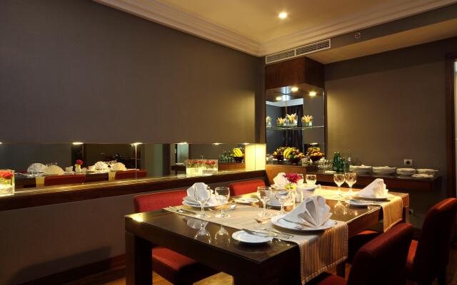 Radisson Blu Hotel and Convention Center, Riyadh Minhal