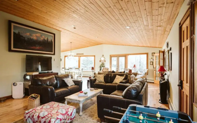 Maria's Creekside B&B