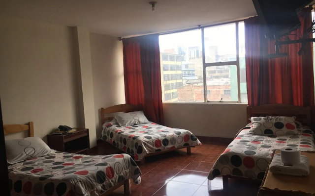 Hotel Manila Plaza