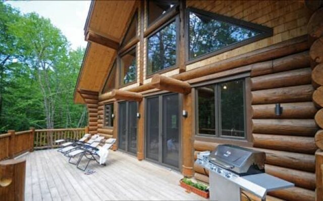 Chalet RiverLog