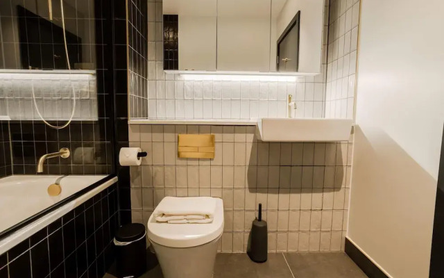 Marron Suite 2BR City Walks