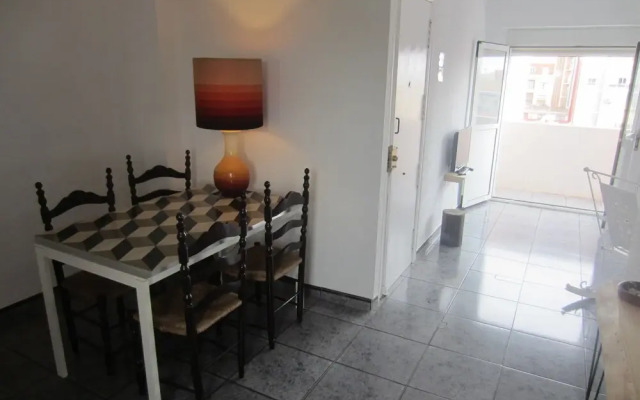 Apartment 400 Meters From the Beach
