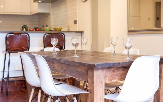 Converted Church Home with Parking, Sleeps 6