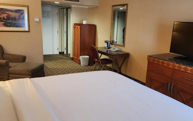Hotel XOLA, A Trademark Collection Hotel