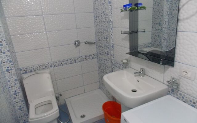 Doka Apartments