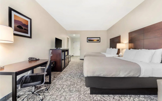 Quality Inn & Suites NJ State Capital Area