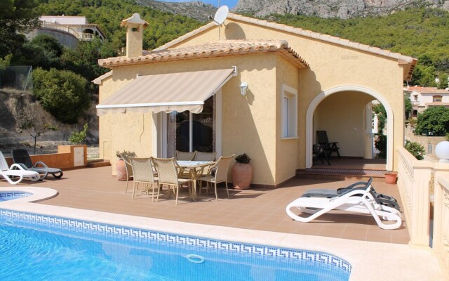 Villa with 4 Bedrooms in Calp, with Wonderful Sea View, Private Pool And Furnished Garden - 3 Km From the Beach