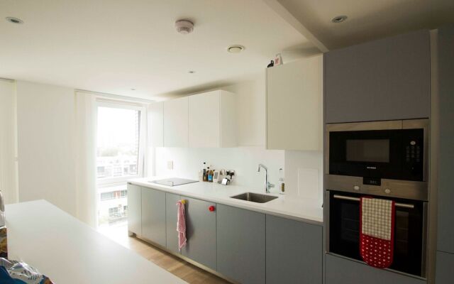 Modern 3 Bedroom Islington Flat