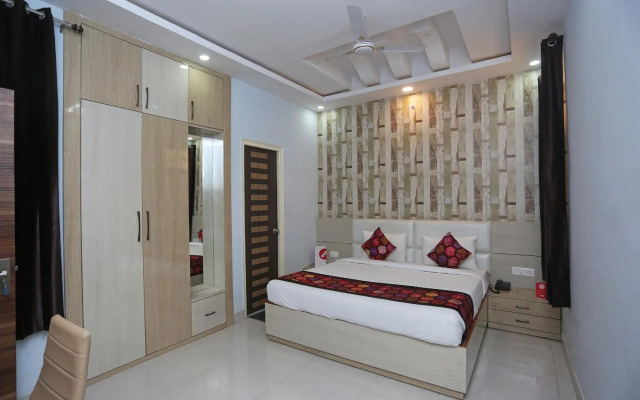 VMS Royal Inn By OYO Rooms