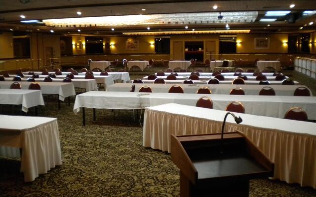 Best Western Golden Sails Hotel