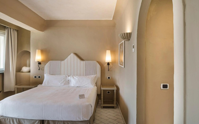 Therasia Resort Sea & Spa - The Leading Hotels of the World