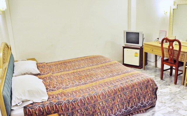 Highfive Guest House