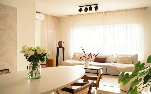 Maas Suites - The River House