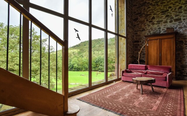 Farmhouse in Pyrenees With Pool
