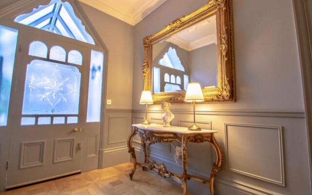 Fabulously Unique 3BD Home Sunderland