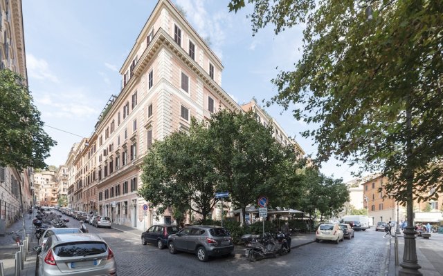 Piazza San Cosimato & Trastevere Apartment