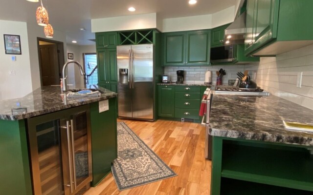 Mountain Harbor #143 3 Bedroom Condo