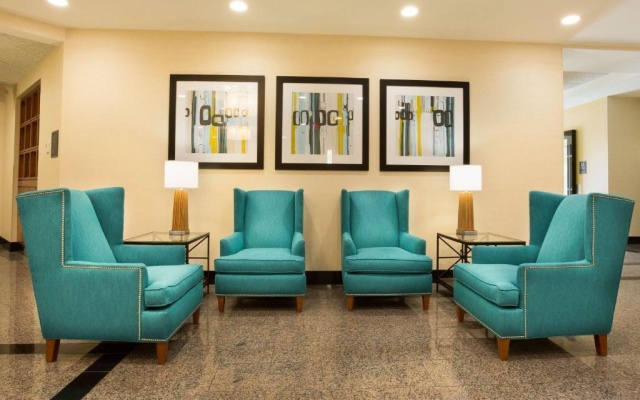 Drury Plaza Hotel St. Louis Brentwood