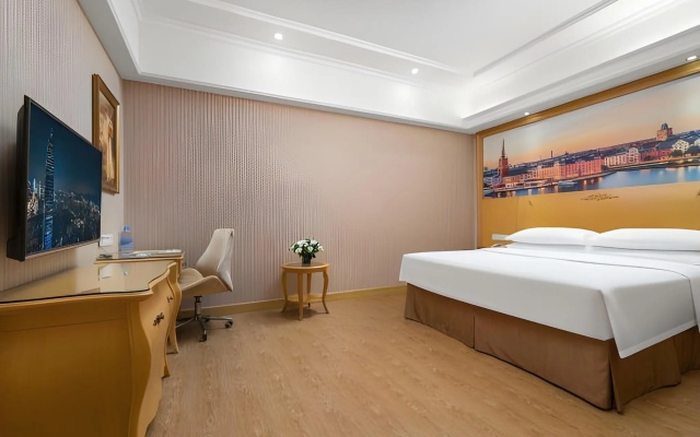 Vienna Hotel Shenzhen Qianhai Branch – Guest Rooms – Shenzhen