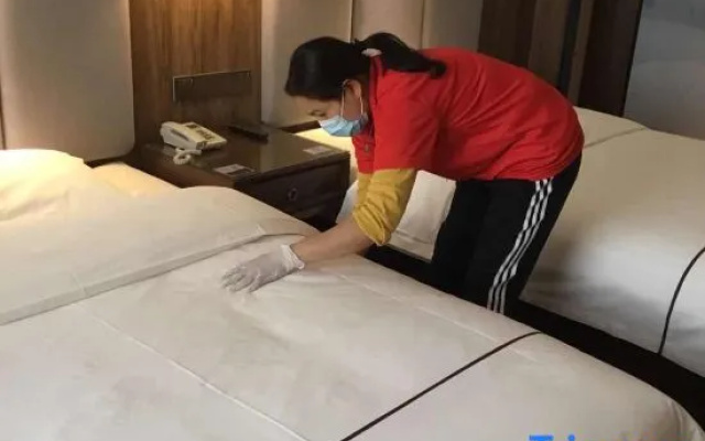 Hehe Wanxiang Hotel (Henan University of Engineering Longhu Campus Branch)
