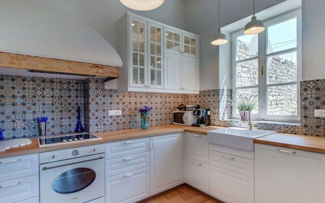 Holiday Home in Osor Near Sandy Beach