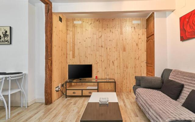 Apartment 250 M from the beach