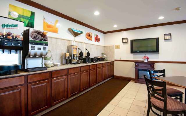 Quality Inn & Suites Quakertown - Allentown