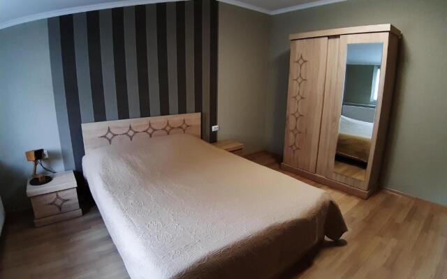 Gogoli Family Hotel
