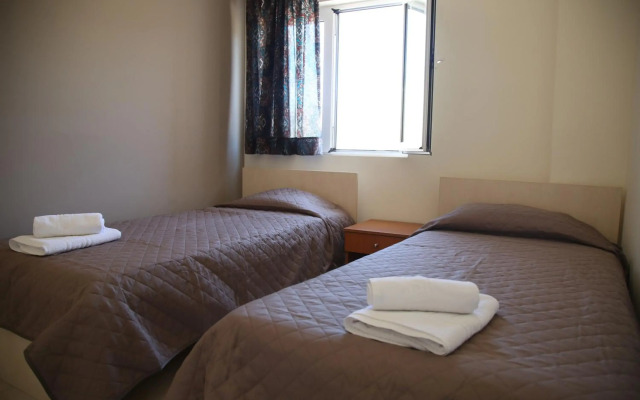 Hotel Sea Breeze