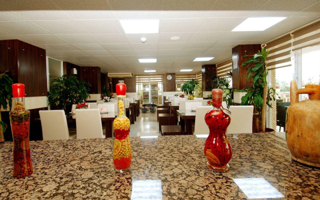 Lara Diamond Hotel