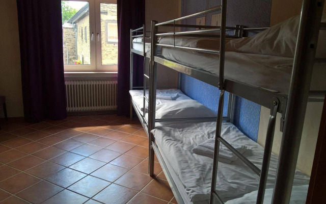 Hotel Pastis