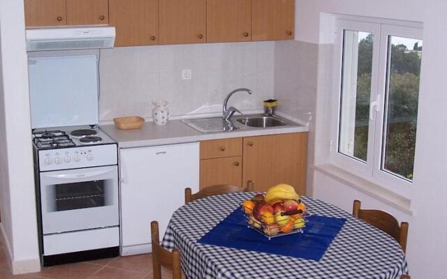 Seven Seas Apartments