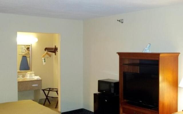 Quality Inn & Suites Louisville