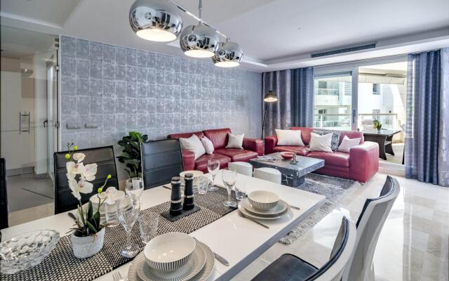 Lab5 Modern 3 Bedroom Penthouse In San Pedro