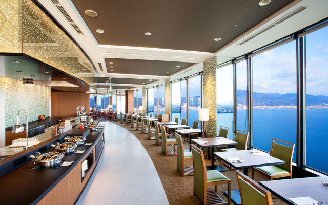 Lake Biwa Otsu Prince Hotel