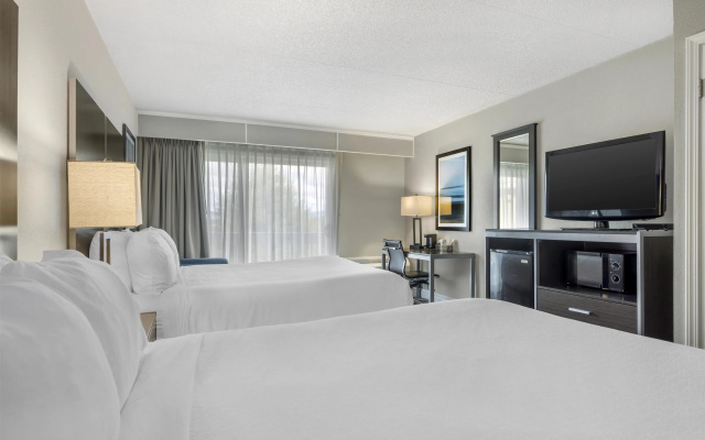 Best Western Pier Point Inn