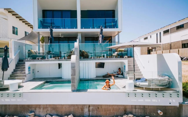 NEW! Dacha on Maggie No#2, Unrivaled Island Luxury