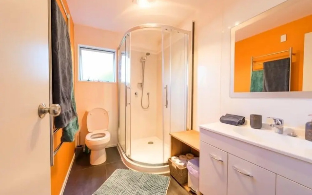 Fryer Street - Central Carefree Hideaway