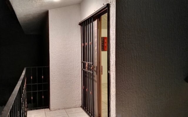 Lia Ajijic - Lakeside B&B