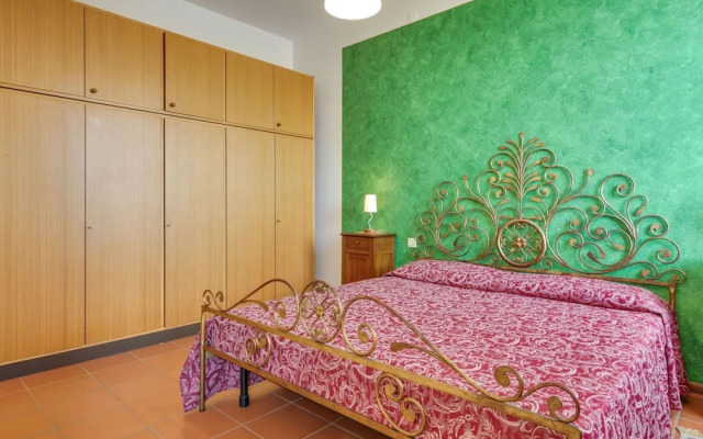 Beaming Holiday Home in Marciaga With Pool, Garden,terrace