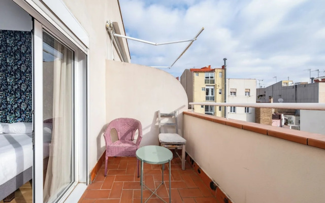 AinB Barcelona Sants Apartments