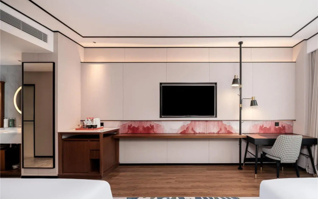 Hilton Garden Inn Yanqi Downtown