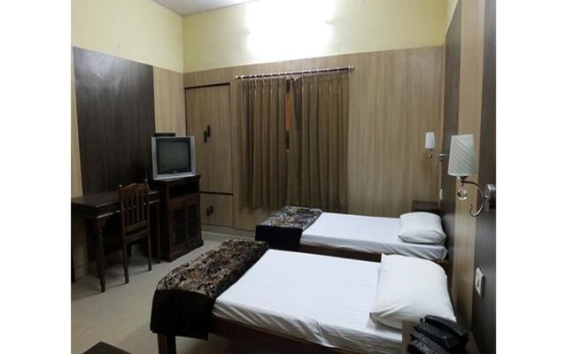 Hotel Bagga Vilas