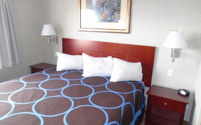 Park Hill Inn & Suites