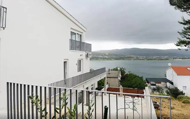 Apartment Neri Trogir