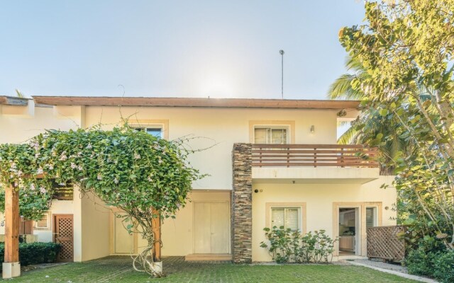 Relax With Style in This 4BR Villa at Las Terrenas w Private Pool